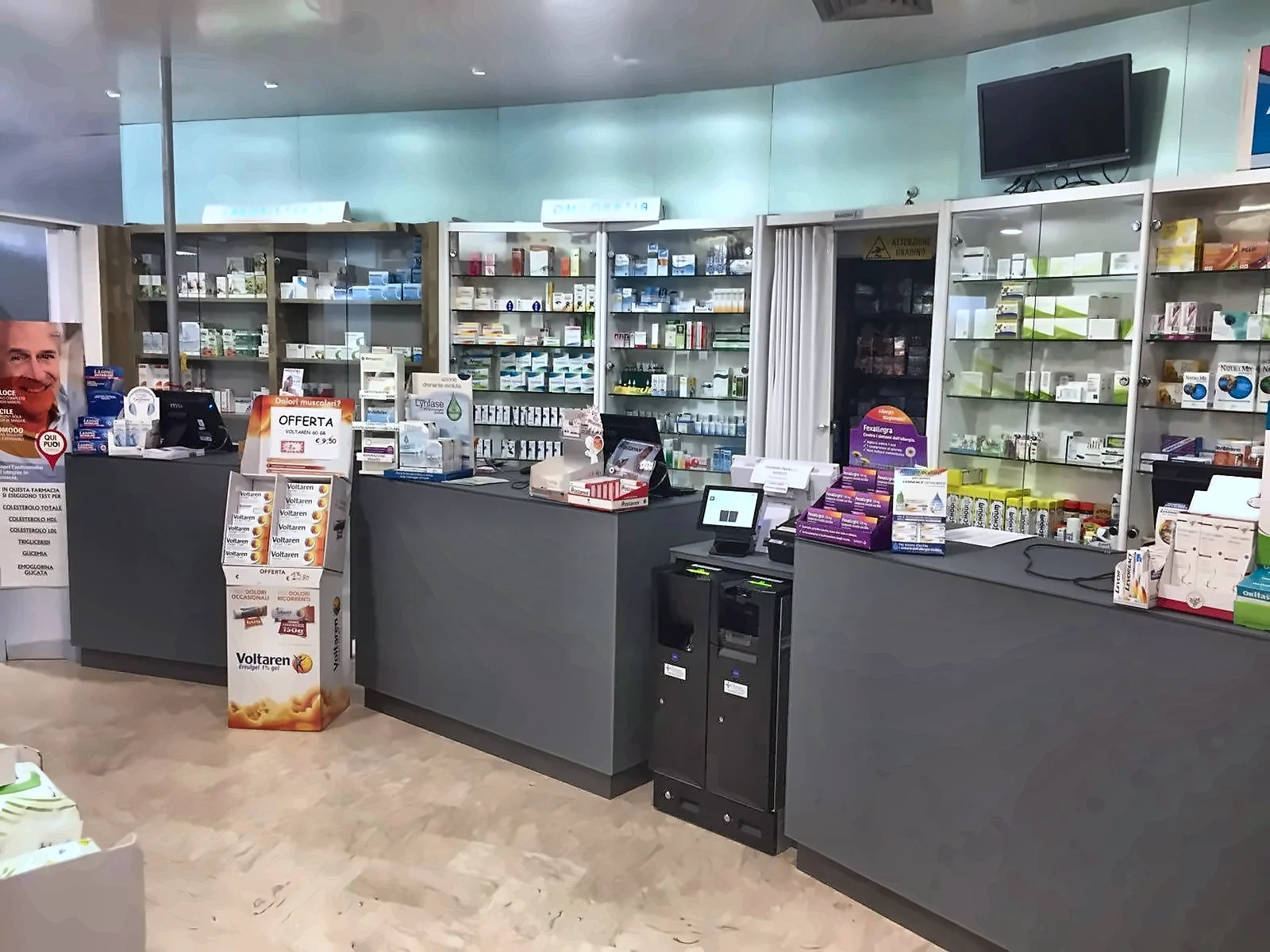 Il banco della Farmacia San Silvestro a Casinalbo